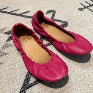 Tieks Fuchsia Ballet Flats